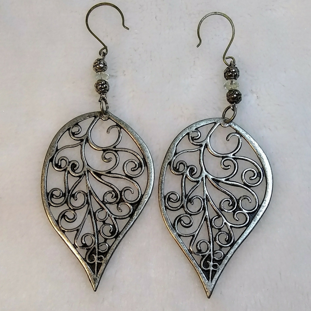 Long leaf dangle earrings